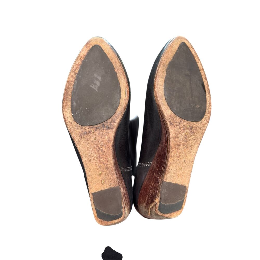 Frye Missy Short Boots Basic Classic Black‎ Leather Wedge Almond Toe Size 10 - Picture 11 of 11